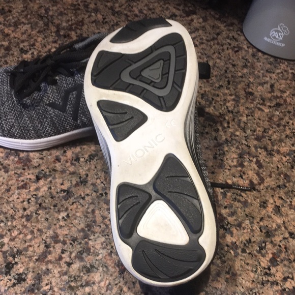 Women’s Vionic Gray/Black Athletic Sneakers. Barely worn, excellent condition. - Picture 3 of 4